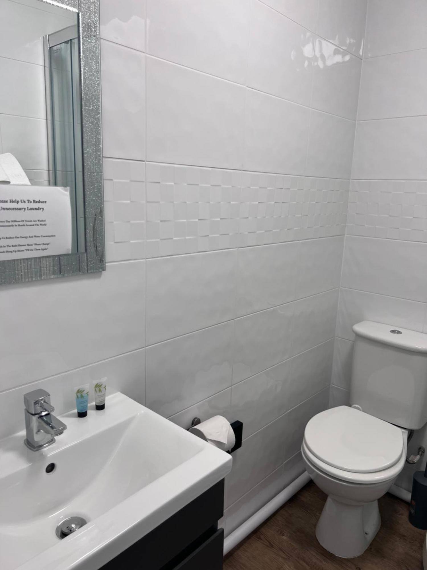 The Crown Hotel Corwen Ngoại thất bức ảnh