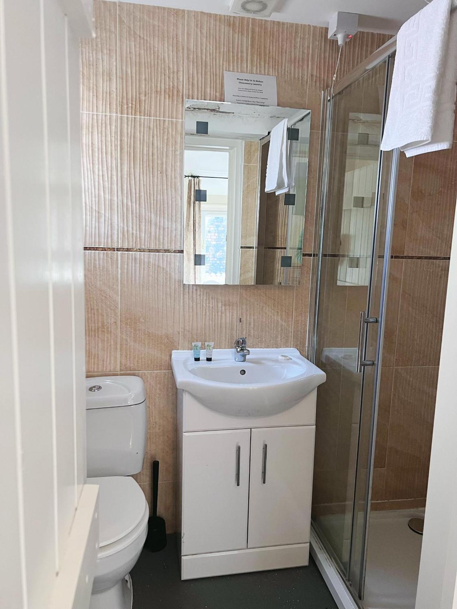The Crown Hotel Corwen Ngoại thất bức ảnh